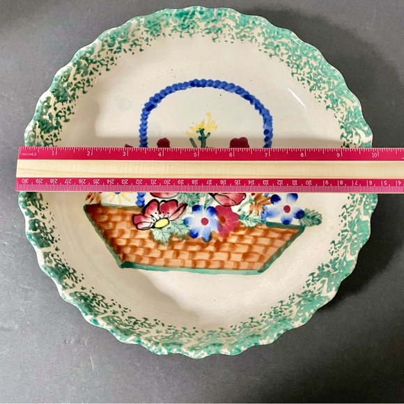 Flower Basket Pie Plate Pottery with Ruffle Edge in Green Sponge Paint 1980’s - Picture 6 of 8